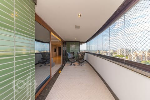 Image 9 - 269156